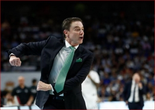 "Panathinaikos" palieka į JAV išvykstantis treneris R.Pitino